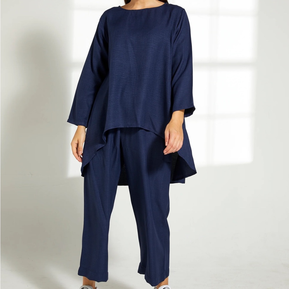 3 for $6 Womanplus Long Sleeve navy top and pants Active Set L